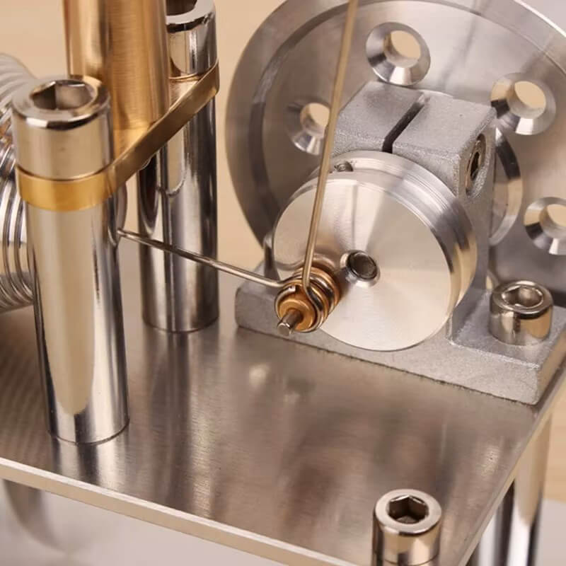 Metalinis Stirlingo variklio modelis
