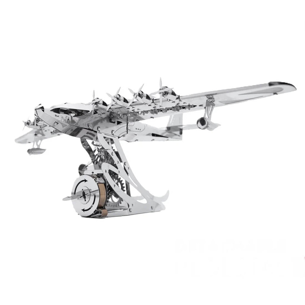 Metalinis „Titan Hughes H-4“ lėktuvo modelis
