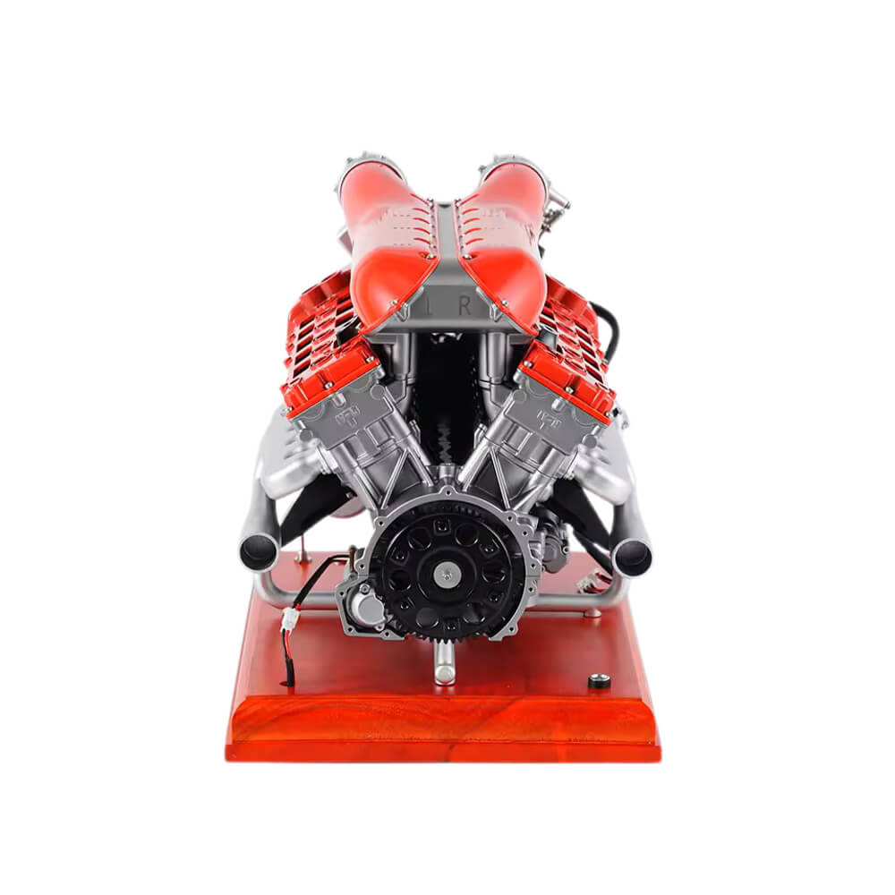 Metalinis Itališko V12 variklio modelis